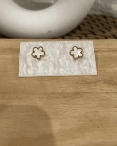 Boucles d'oreilles Fleur Dorée