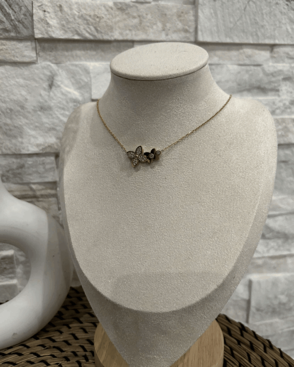 Collier fleur diamant et doré zoomé