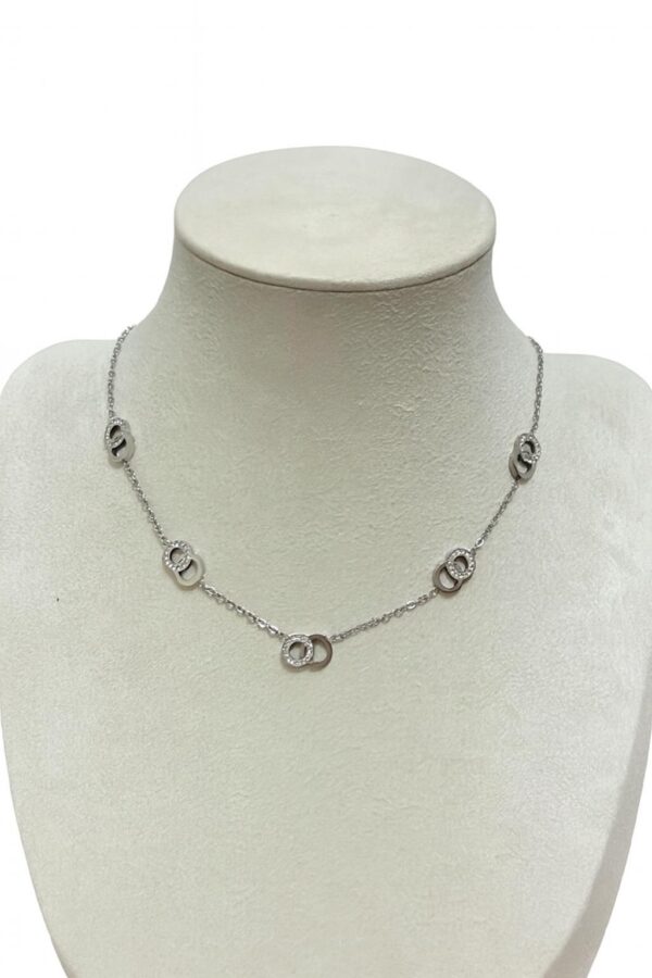 Collier argenté maillons entrelacés